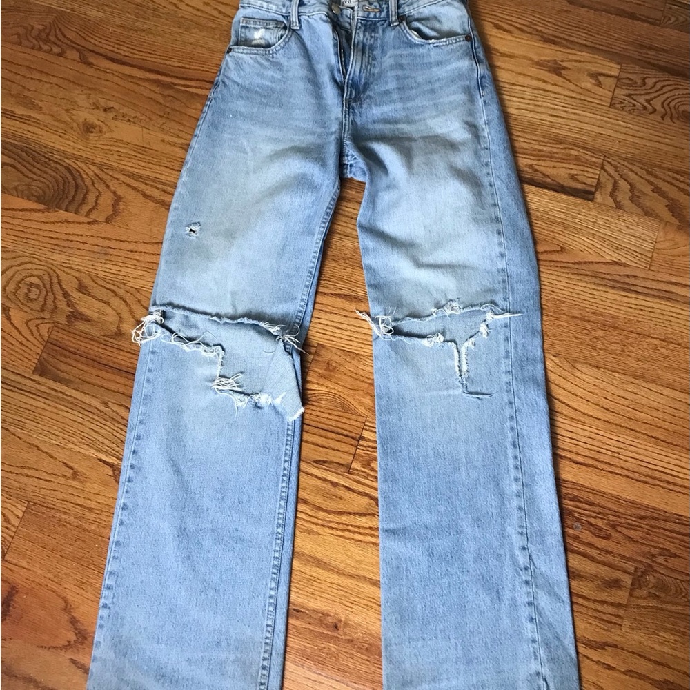 Zara Light Blue Distressed Women's Jeans - Picture 4 of 10